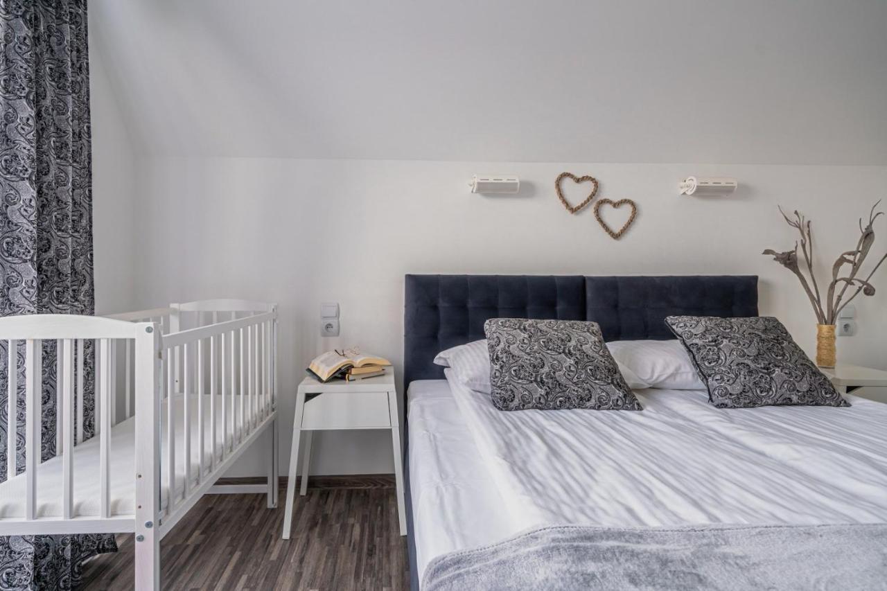 Tybet Domki I Apartamenty Буковина Татжанска Екстериор снимка